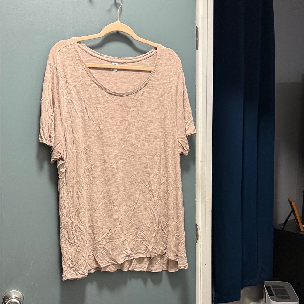 Old Navy Light Beige Short Sleeve Tee
